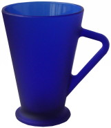 Матовая стеклянная конусная кружка под нанесение логотипа 0971 Frozen Mug Sculpture Blue, цвет кружки – синий, объём кружки – 0,2 литра, высота – 11 см., диаметр – 9 см. Печать логотипа на кружках Frozen Mug Sculpture Blue – деколь.